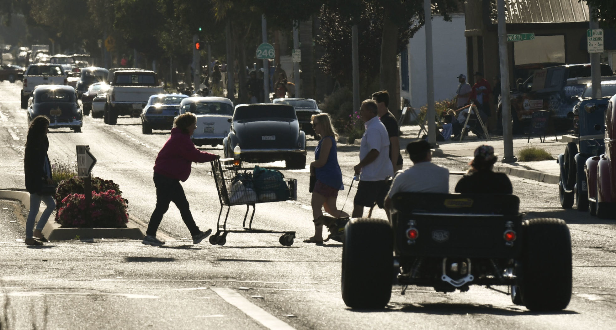080919 LPD car cruise 17.jpg
